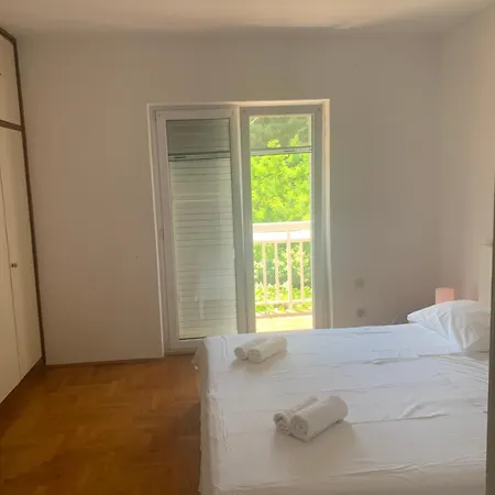 Velada 3*