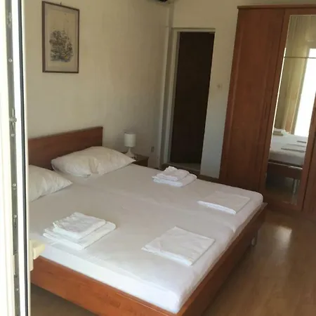 Konukevi And Velada Hvar Town