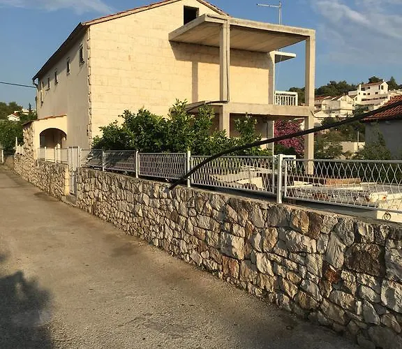בית הארחה And Velada 3*